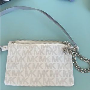 Michael Kors mini bag 7.5”*5”